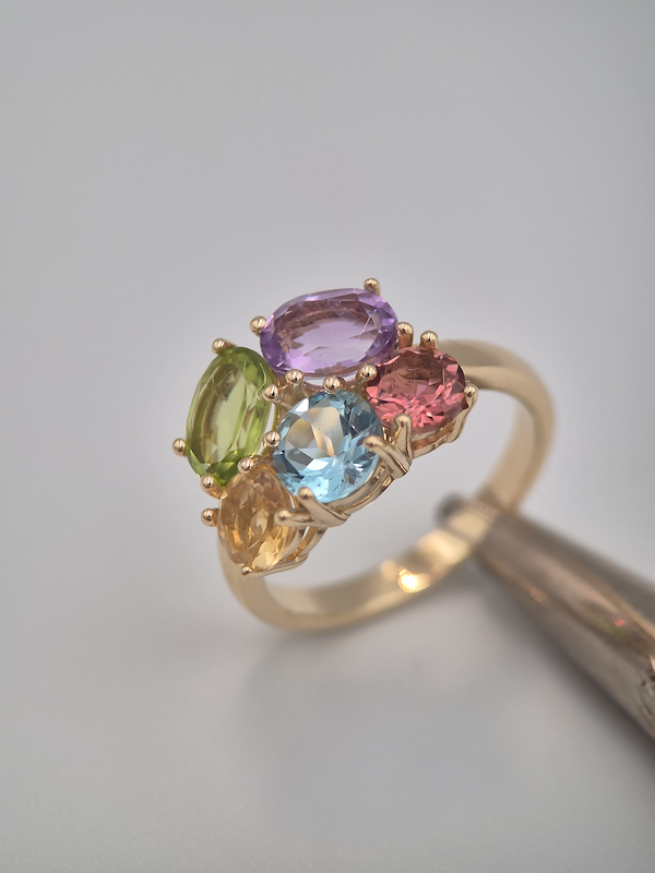 Pierścionek Irini żółte złoto 0.585 z kamieniami naturalnymi 3.20 ct